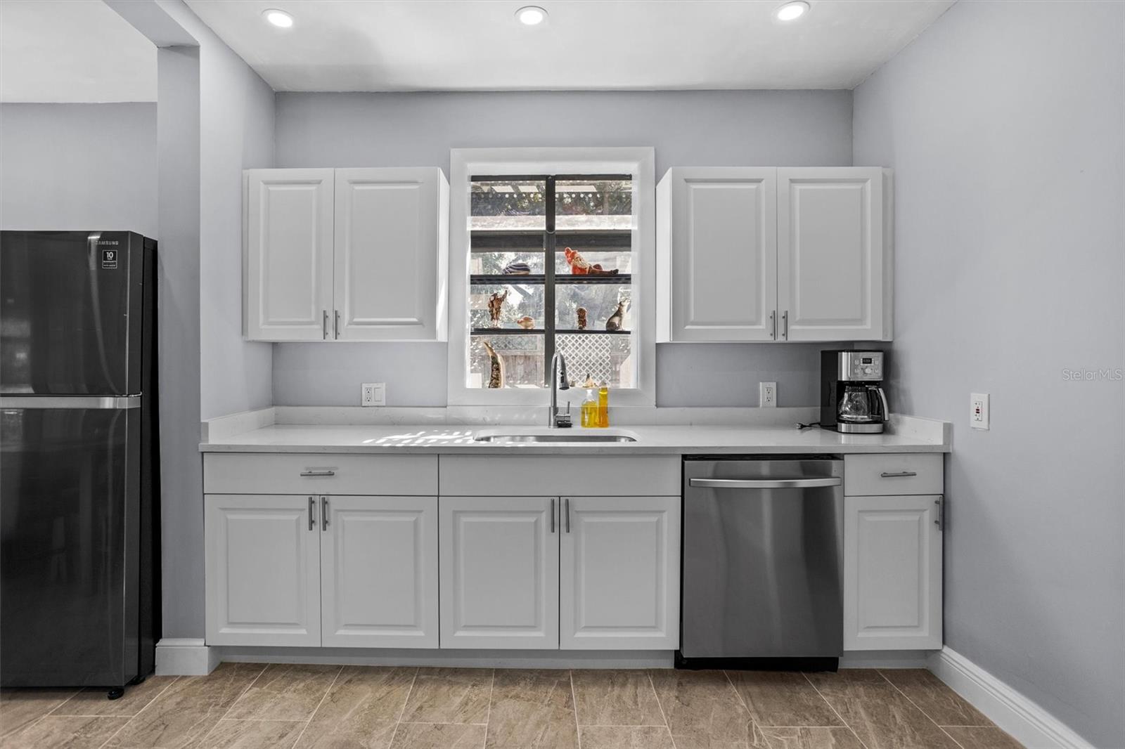 Image 10 of 30 For 1571 Myrtle Avenue