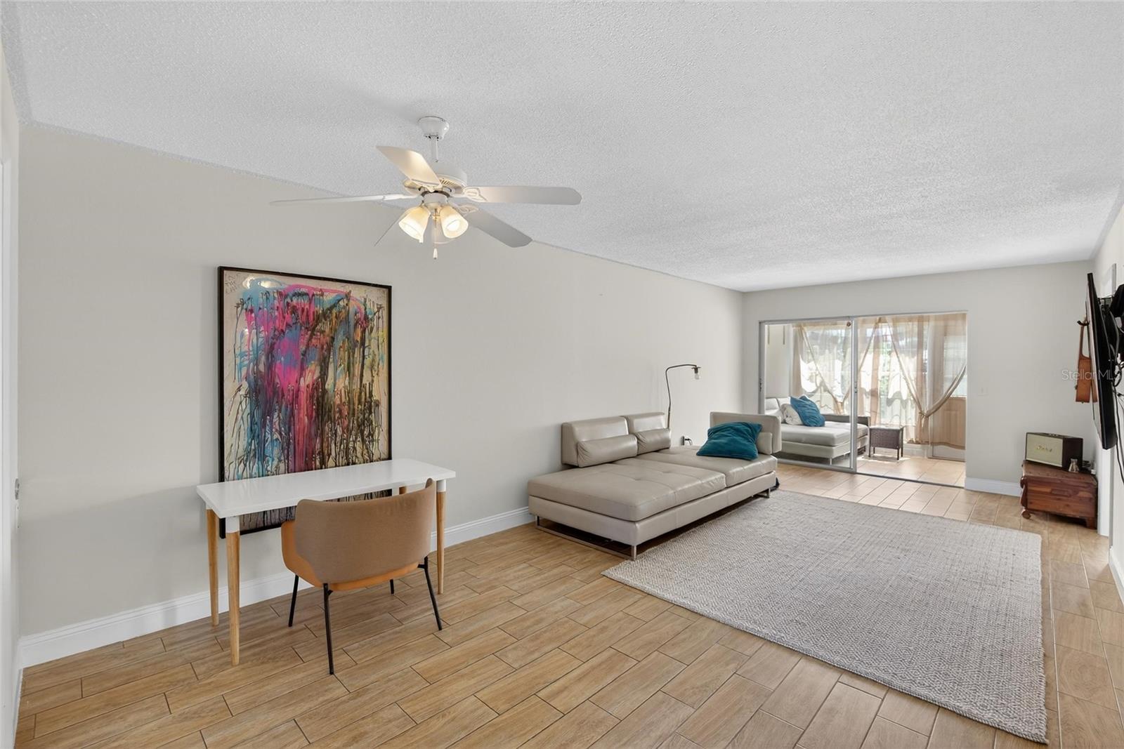 Image 13 of 52 For 1303 Hercules Avenue 2