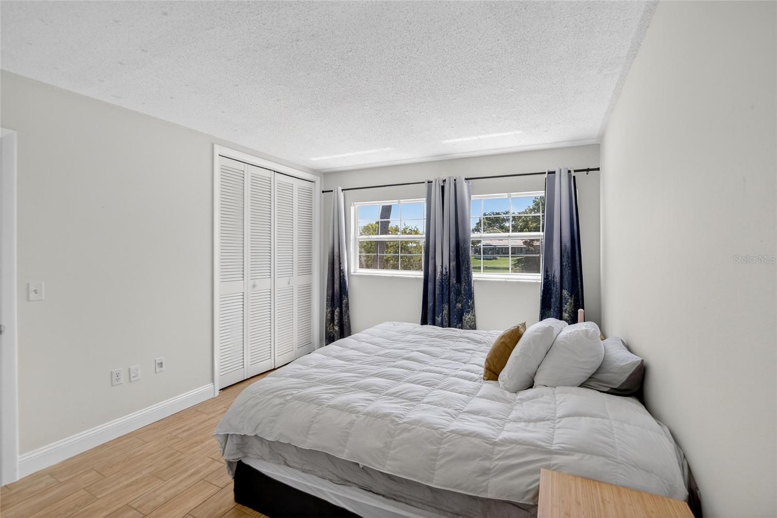 Image 16 of 52 For 1303 Hercules Avenue 2