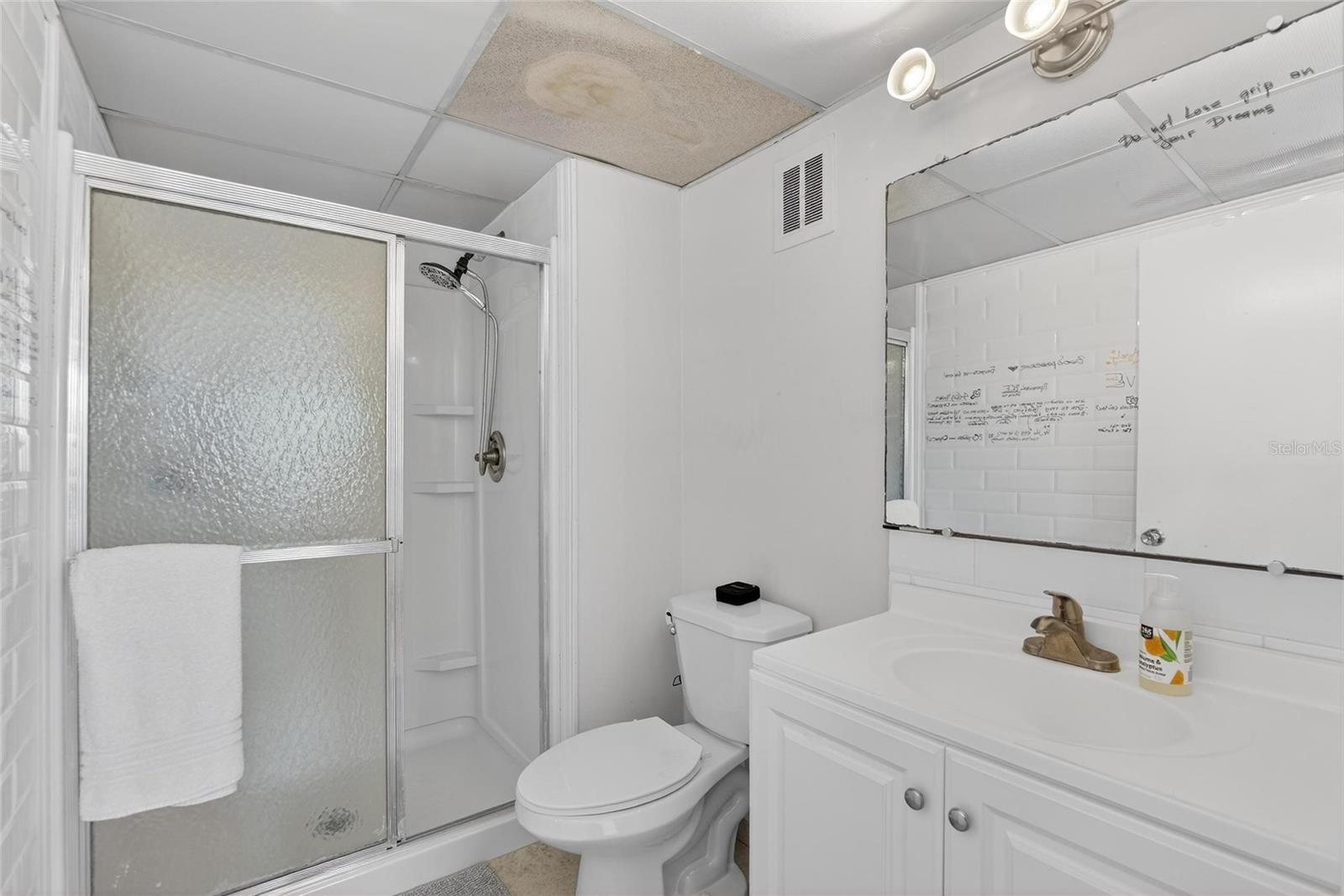 Image 18 of 52 For 1303 Hercules Avenue 2