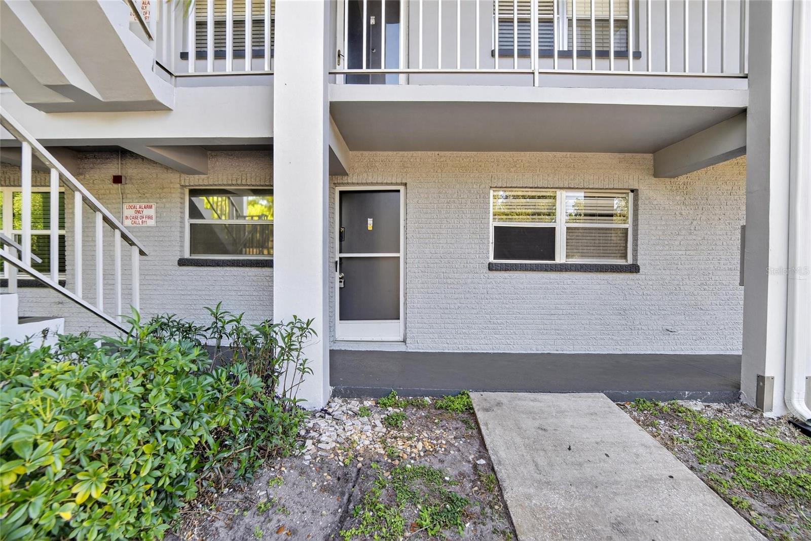 Image 30 of 52 For 1303 Hercules Avenue 2