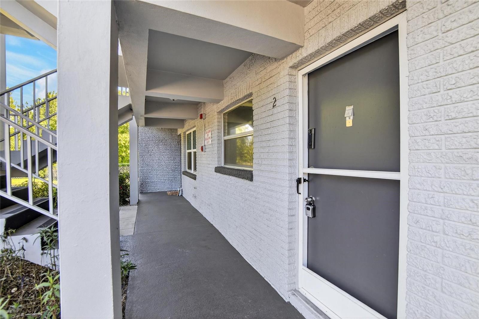 Image 33 of 52 For 1303 Hercules Avenue 2