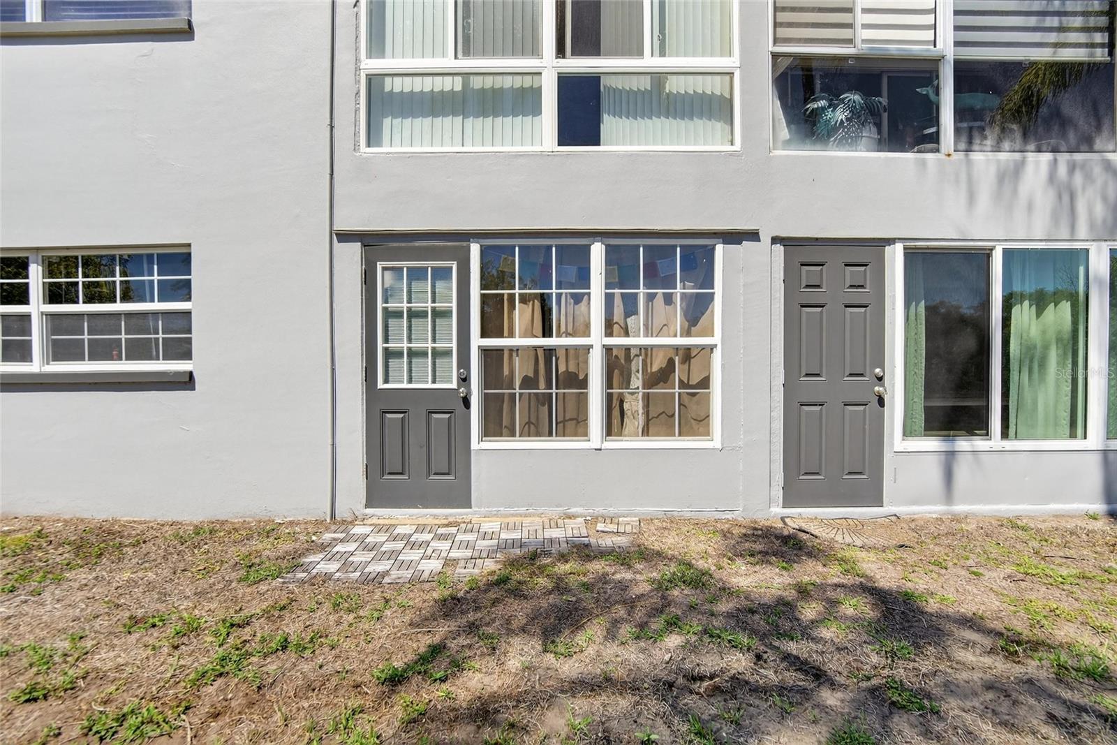 Image 36 of 52 For 1303 Hercules Avenue 2