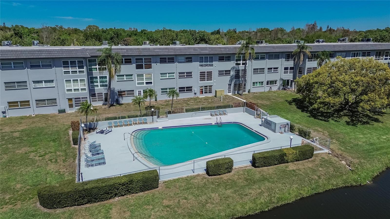 Image 49 of 52 For 1303 Hercules Avenue 2