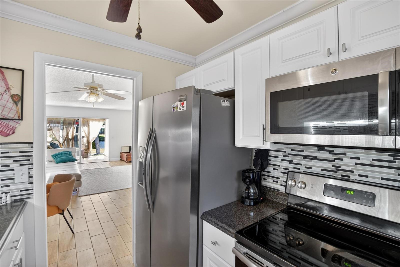 Image 6 of 52 For 1303 Hercules Avenue 2