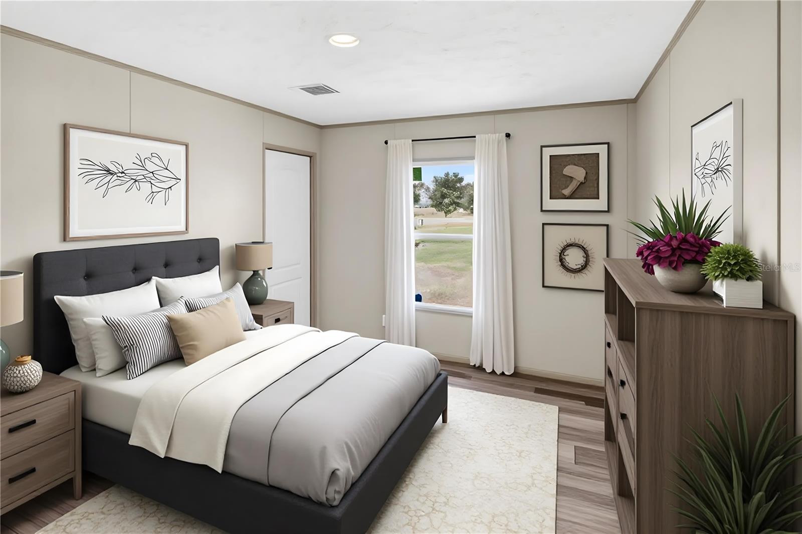 Image 19 of 31 For 5570 76th Terrace