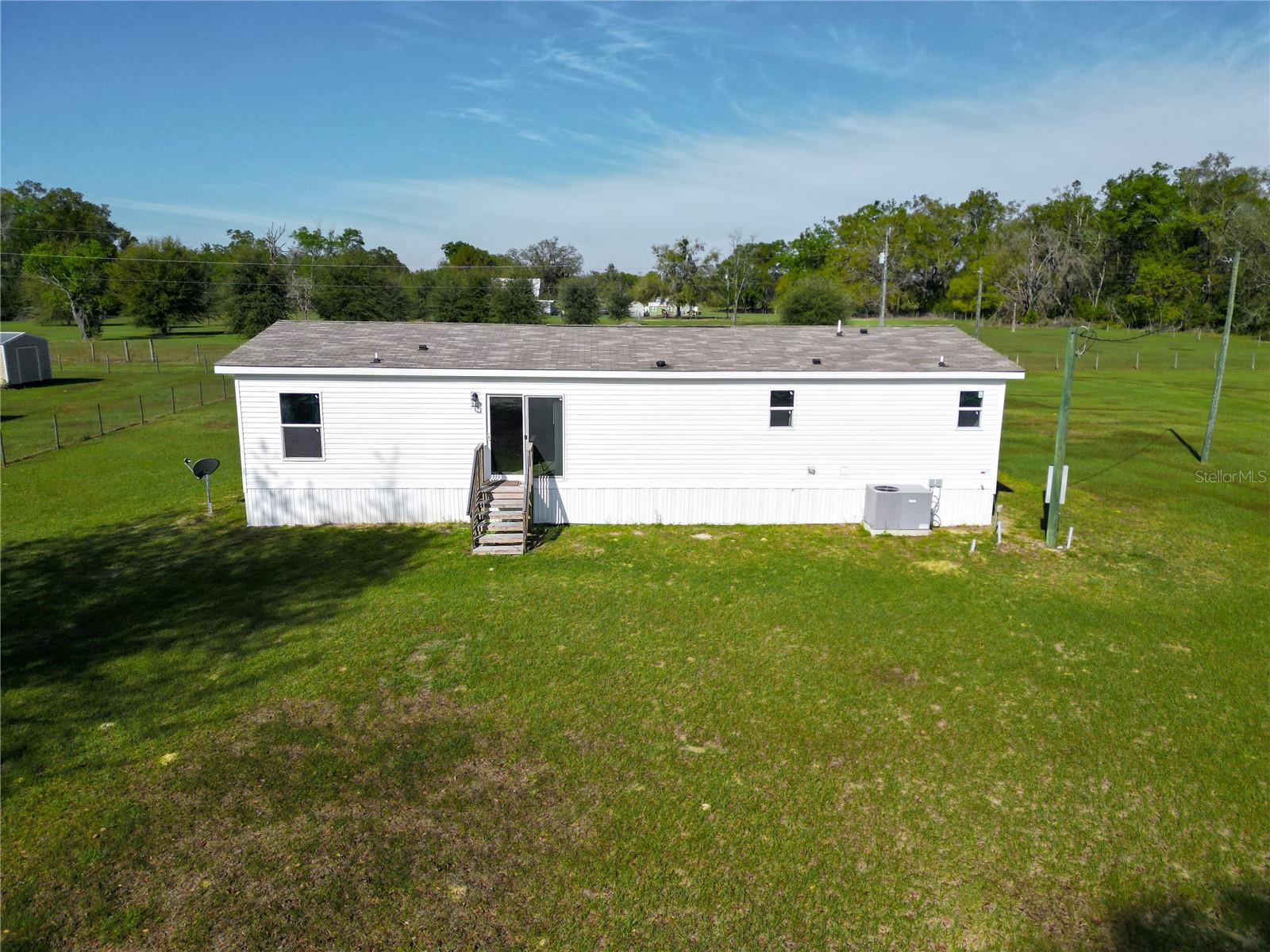 Image 28 of 31 For 5570 76th Terrace