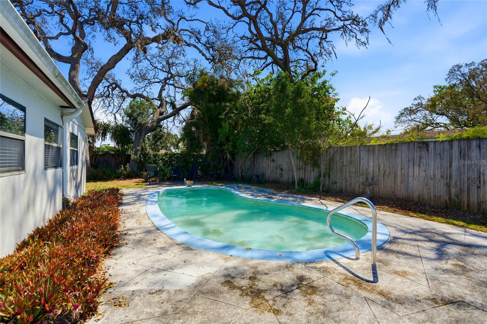 Image 21 of 29 For 3312 W Burke St