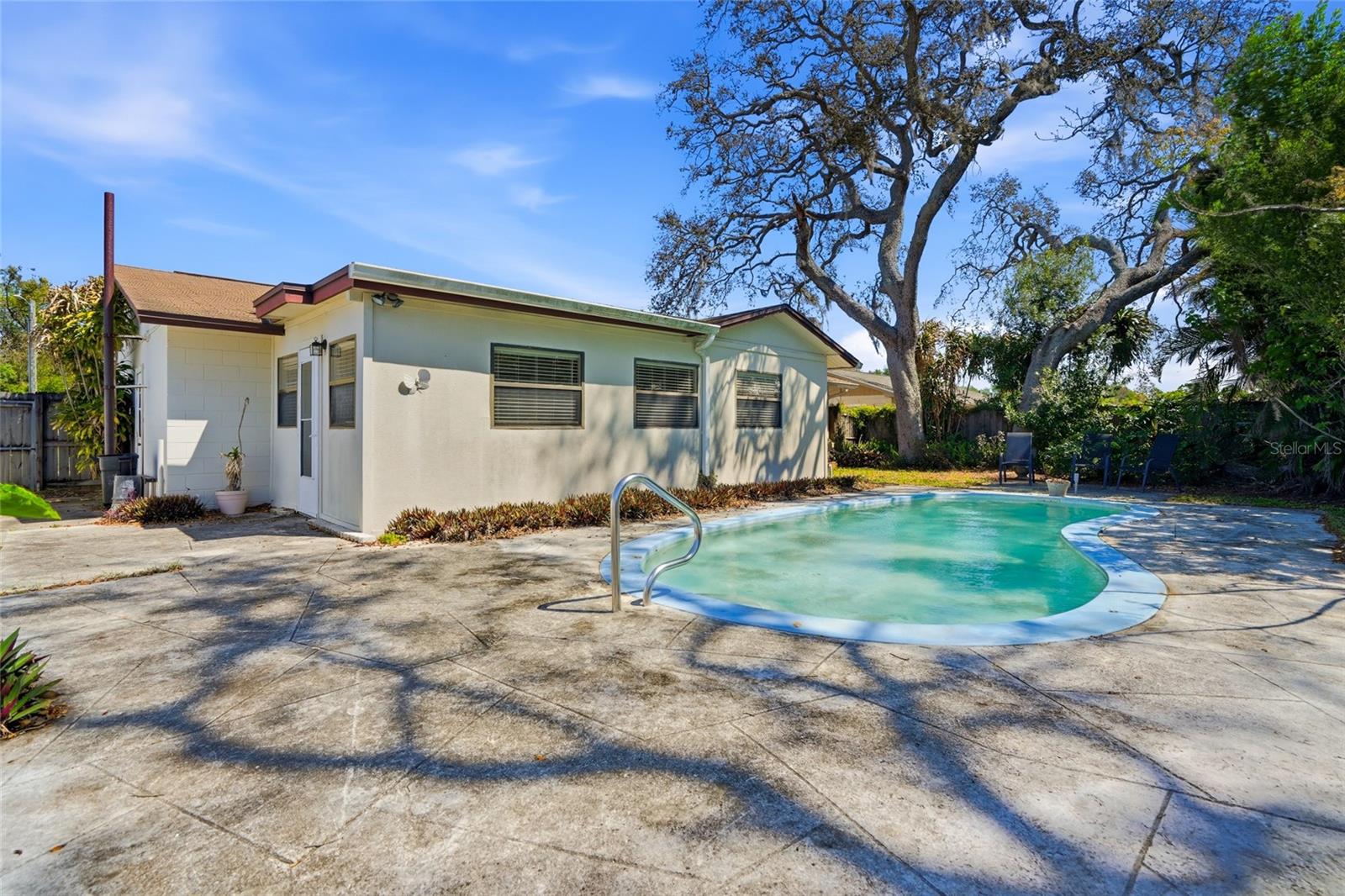 Image 22 of 29 For 3312 W Burke St