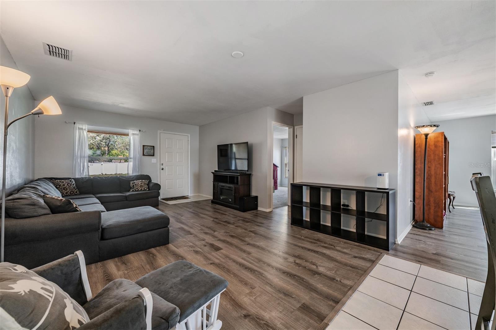 Listing photo id 15 for 11224 Sheffield Road