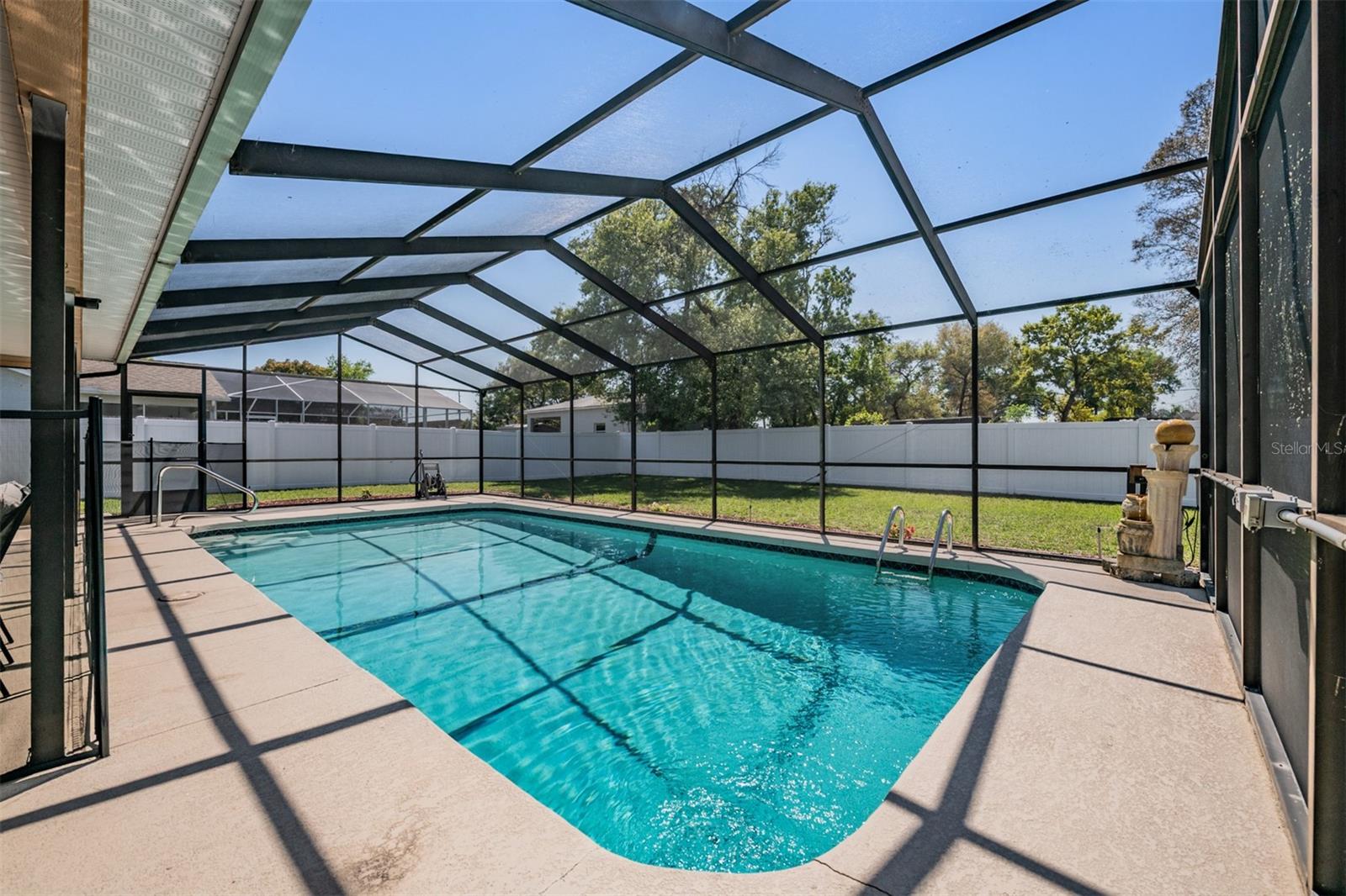 Listing photo id 22 for 11224 Sheffield Road