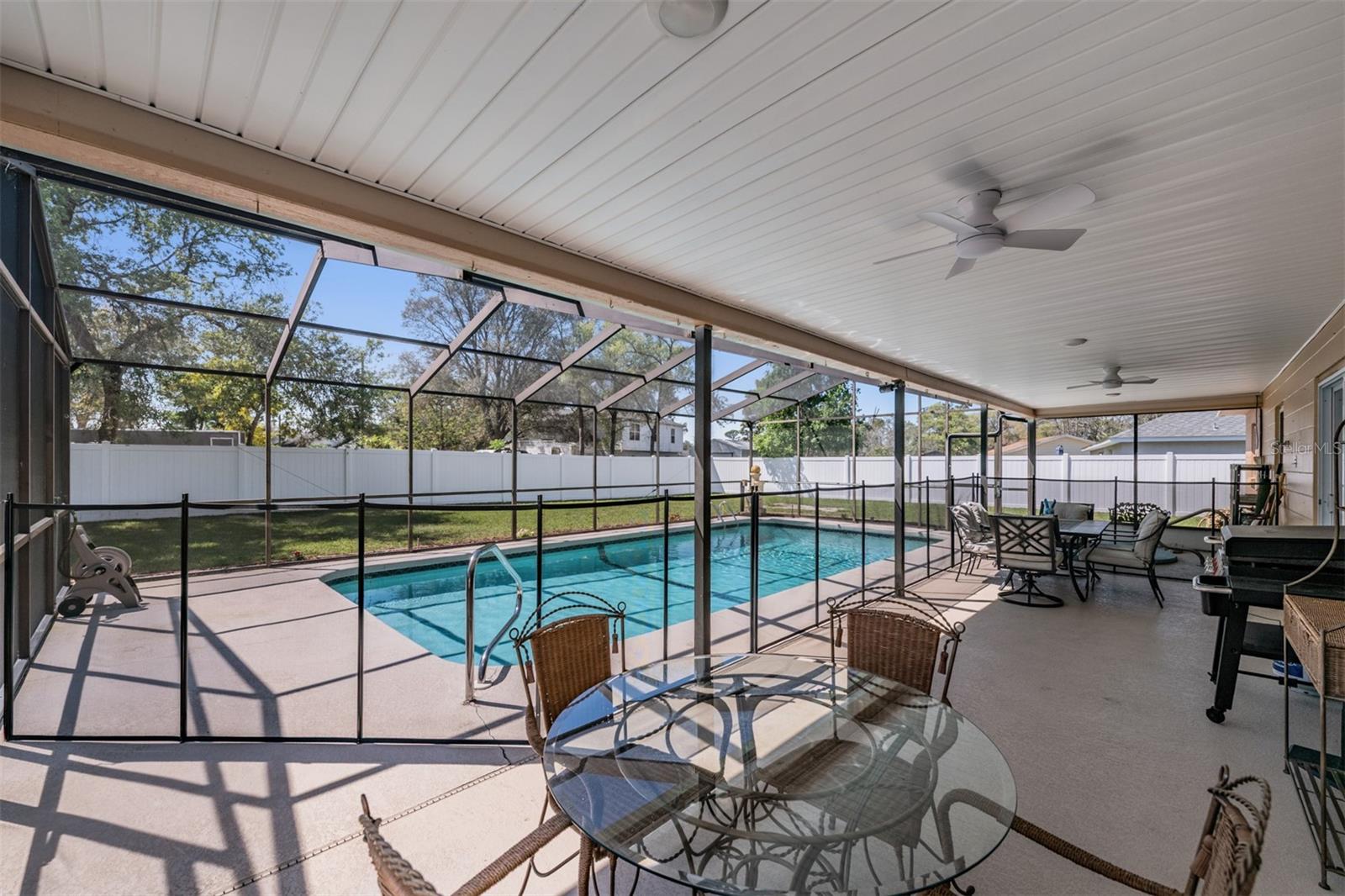 Listing photo id 24 for 11224 Sheffield Road