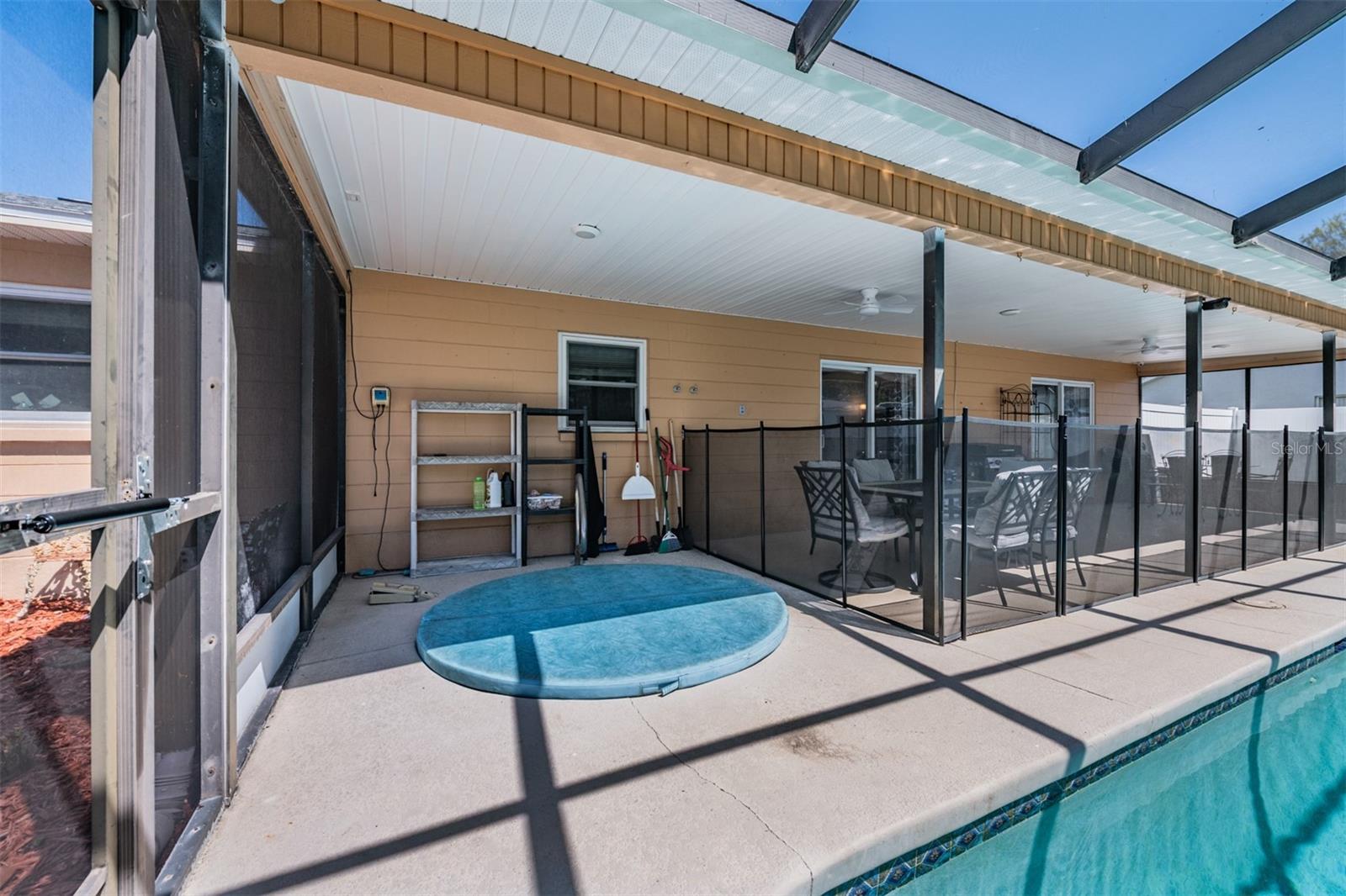 Listing photo id 25 for 11224 Sheffield Road