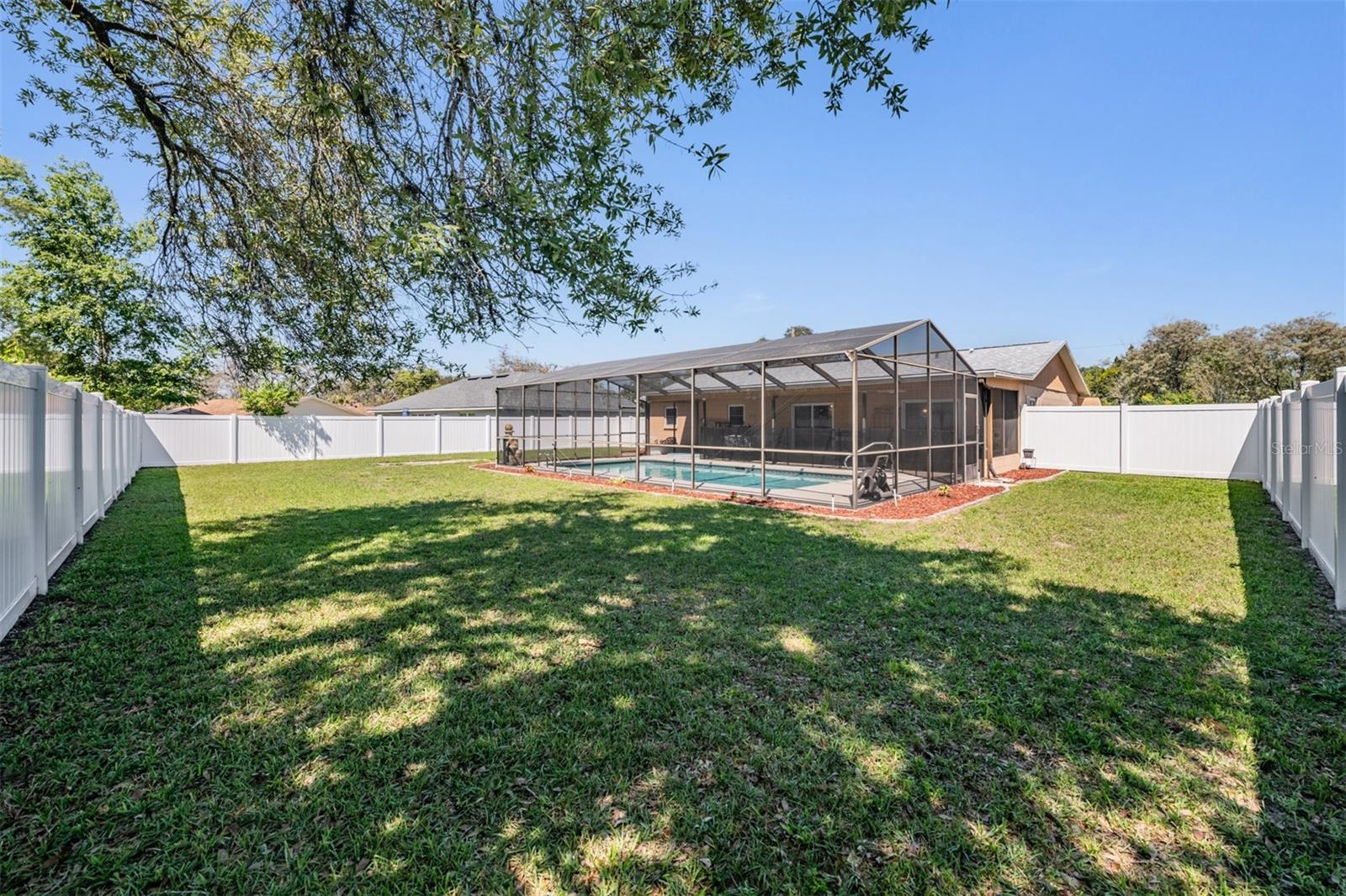 Listing photo id 28 for 11224 Sheffield Road