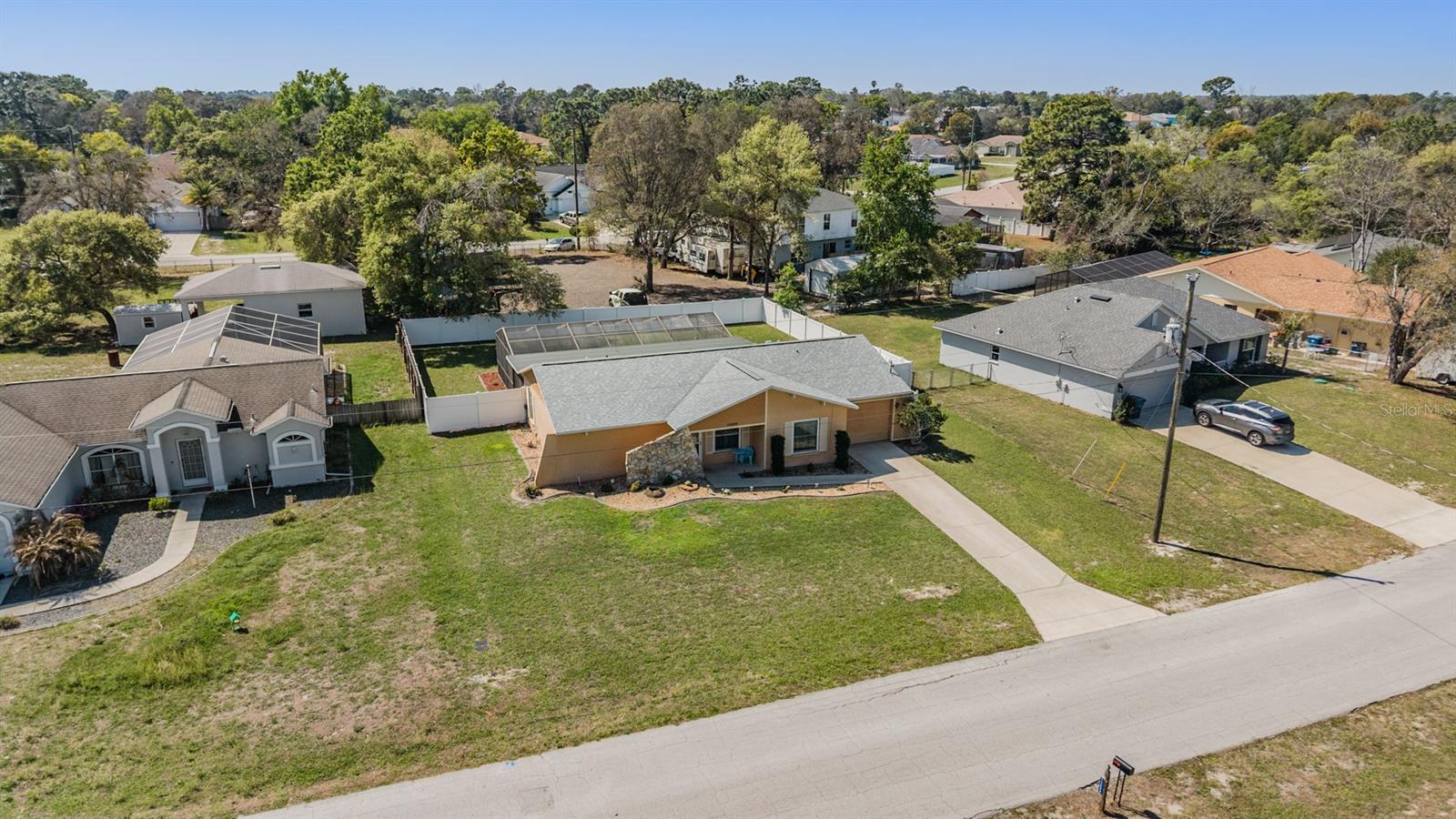 Listing photo id 31 for 11224 Sheffield Road