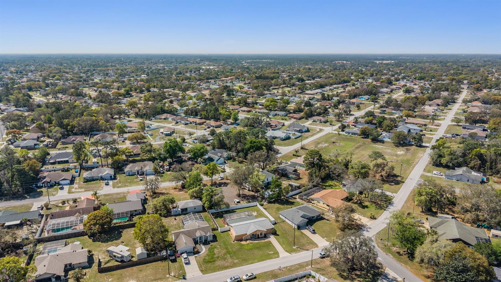 Listing photo id 32 for 11224 Sheffield Road