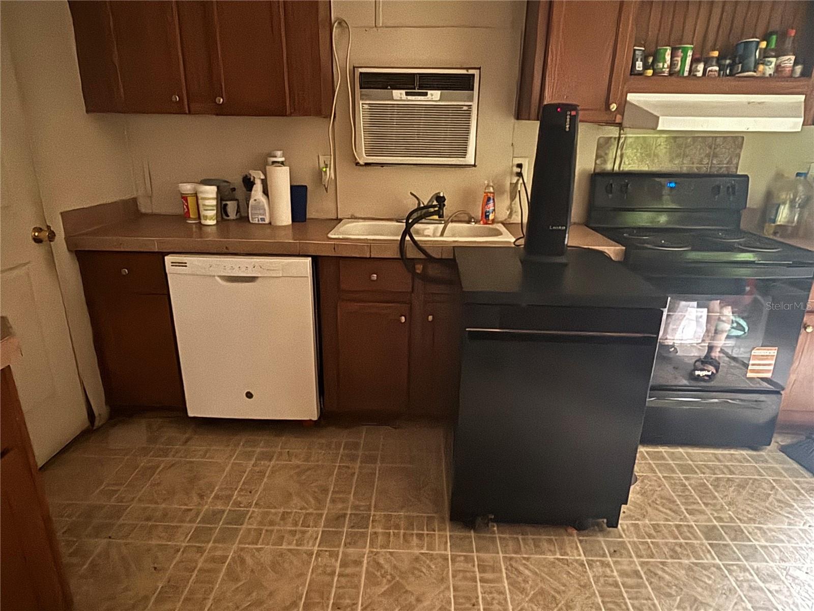 Image 15 of 48 For 6106 Nundy Avenue