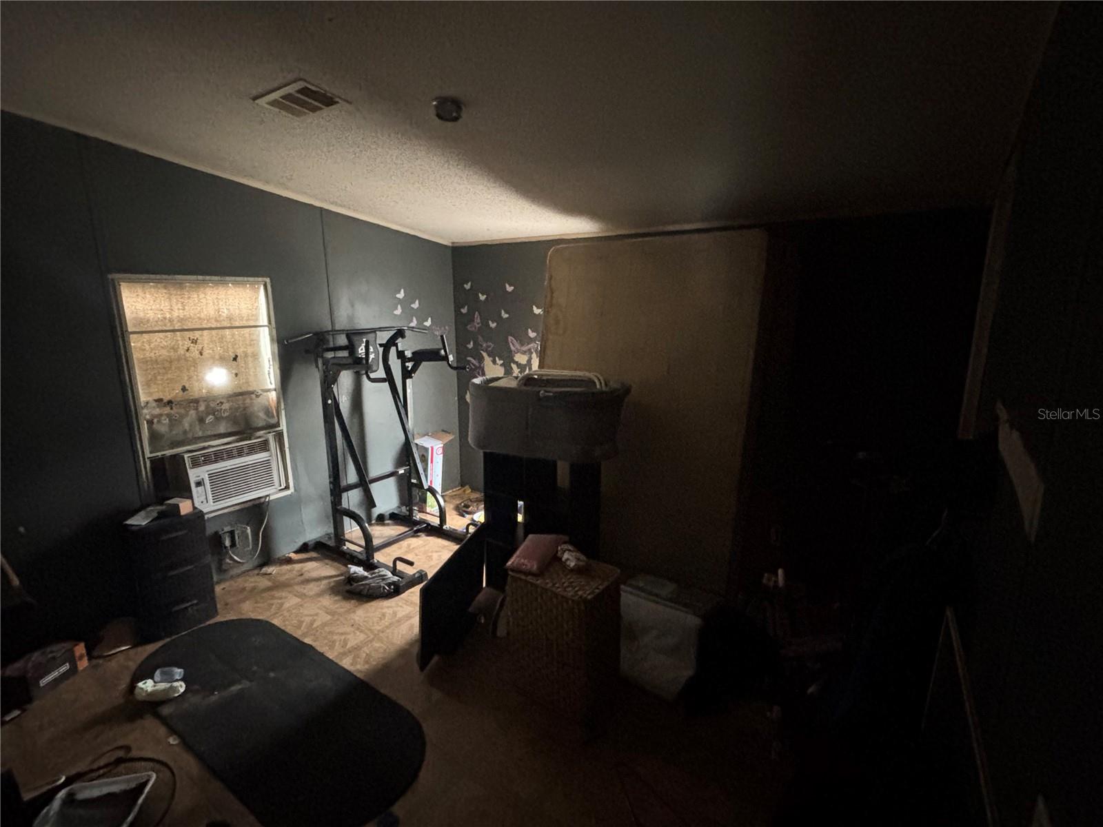 Image 26 of 48 For 6106 Nundy Avenue