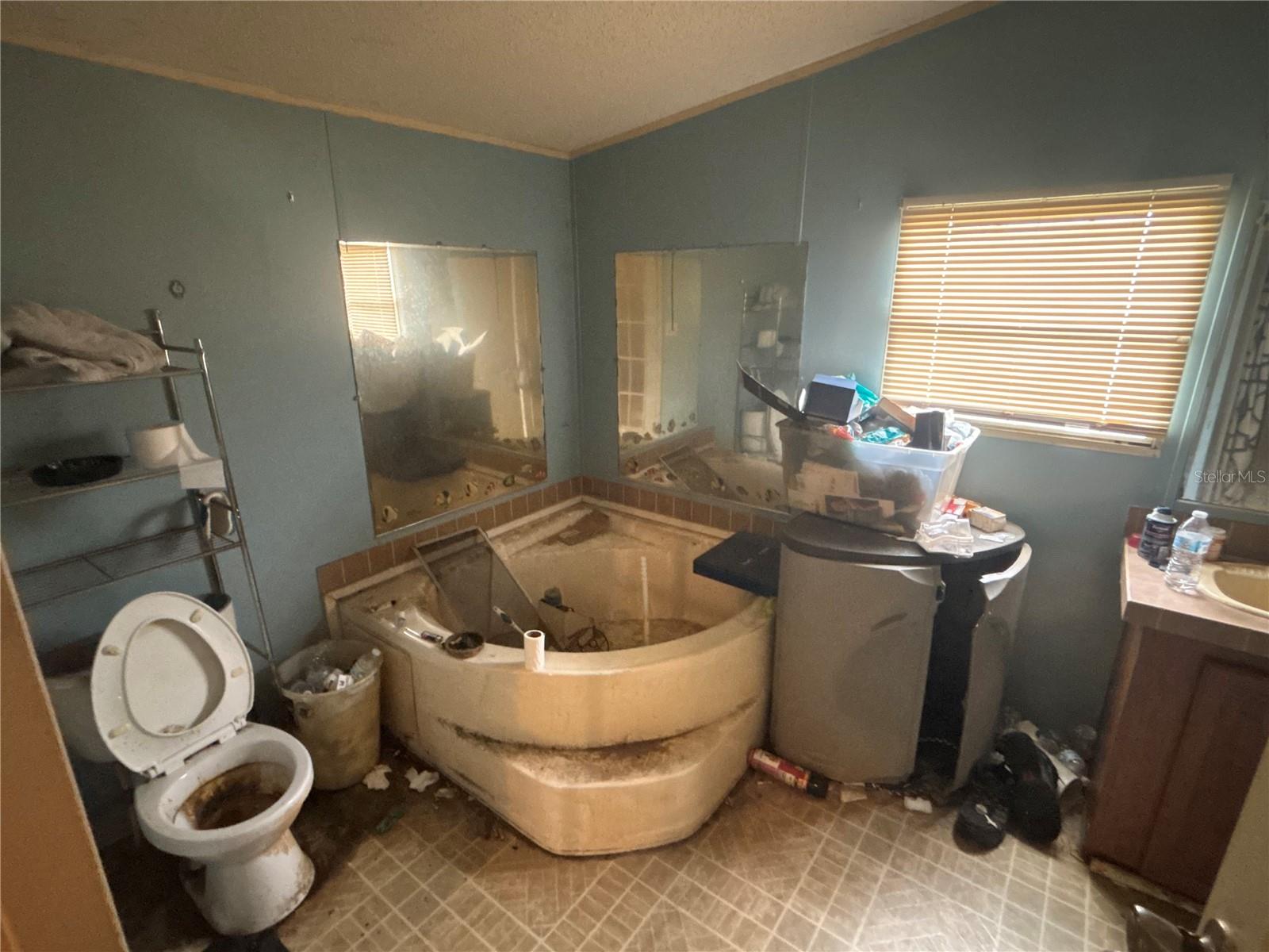 Image 34 of 48 For 6106 Nundy Avenue