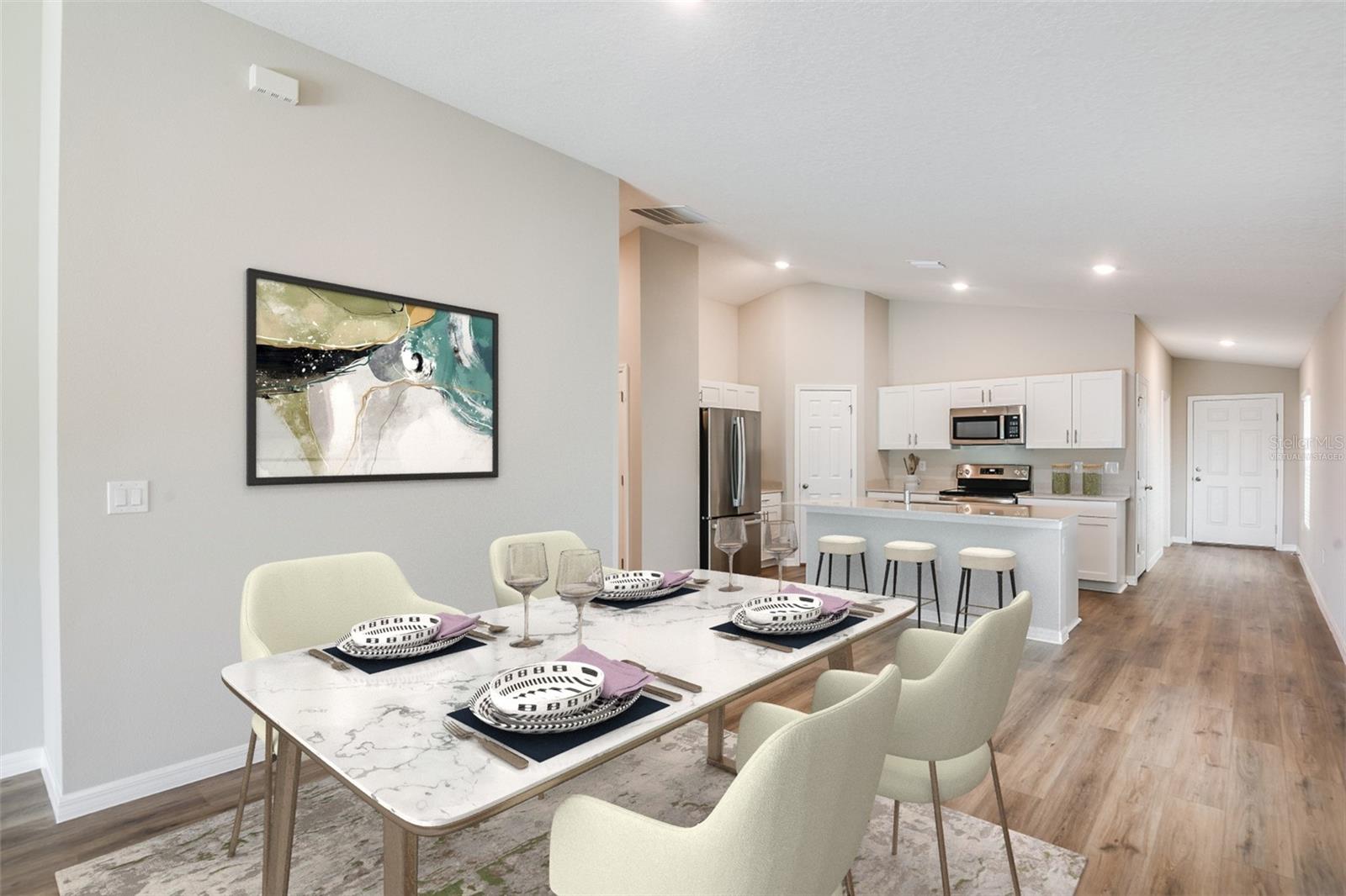 Listing photo id 2 for 15246 Maude Landing Loop