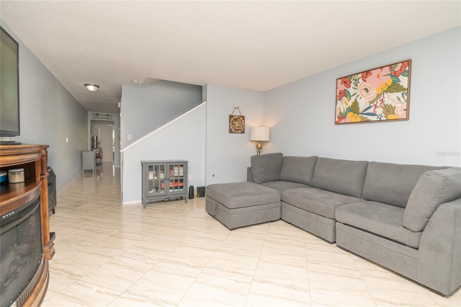 Image 4 of 22 For 2898 Thaxton Drive 74