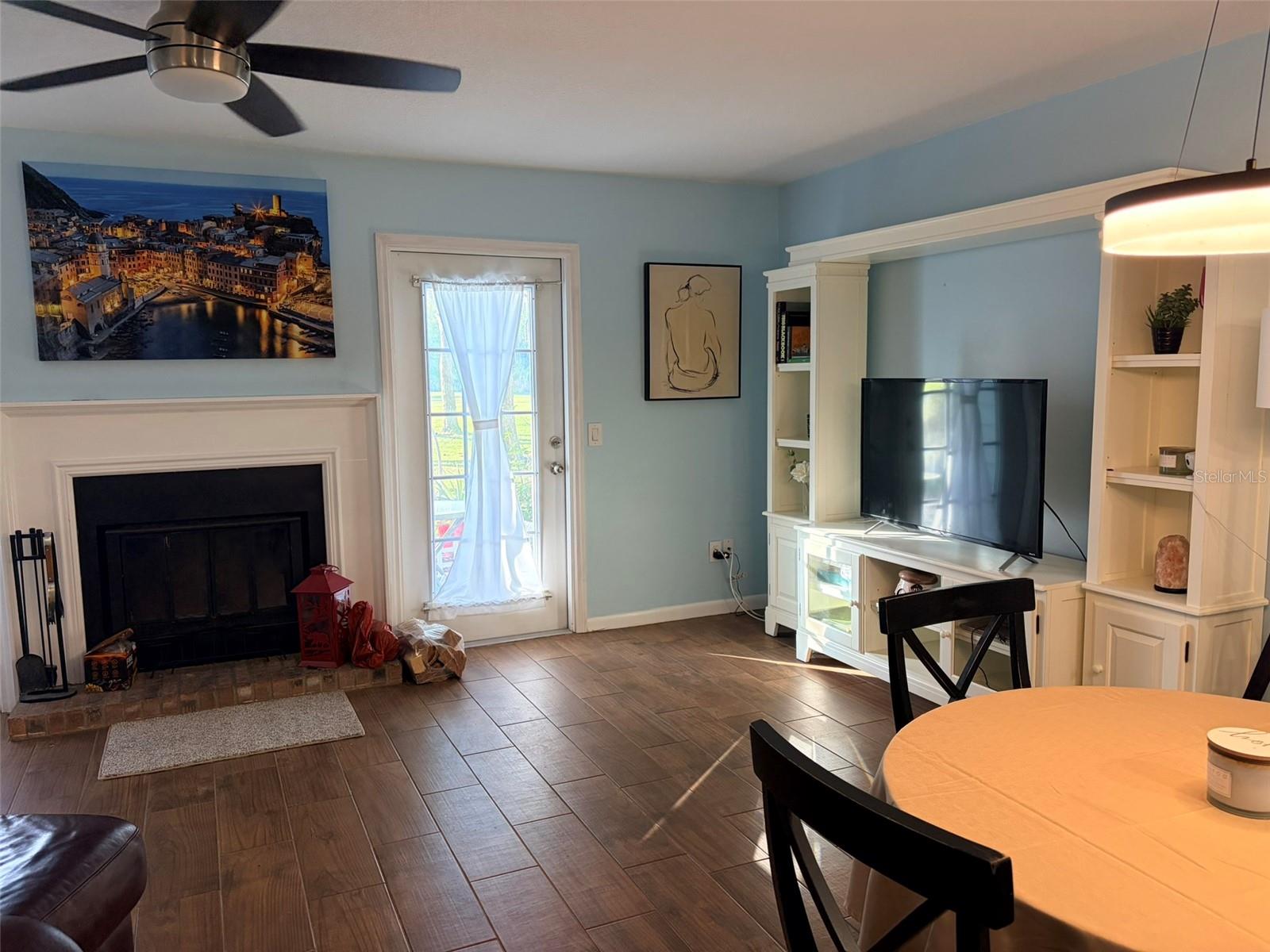 Image 11 of 37 For 16302 Rambling Vine Drive W