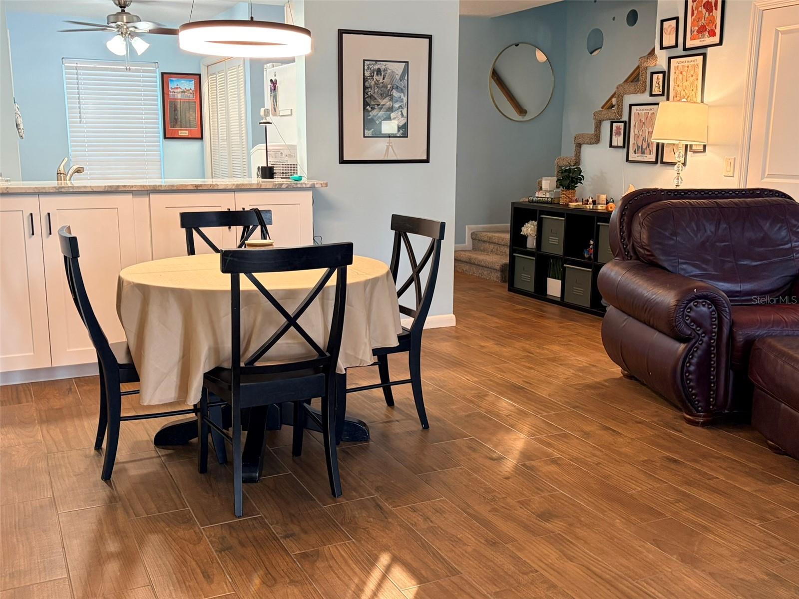 Image 17 of 37 For 16302 Rambling Vine Drive W