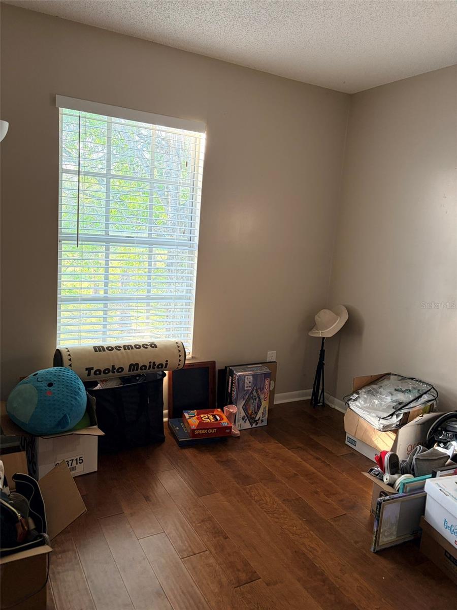 Image 24 of 37 For 16302 Rambling Vine Drive W