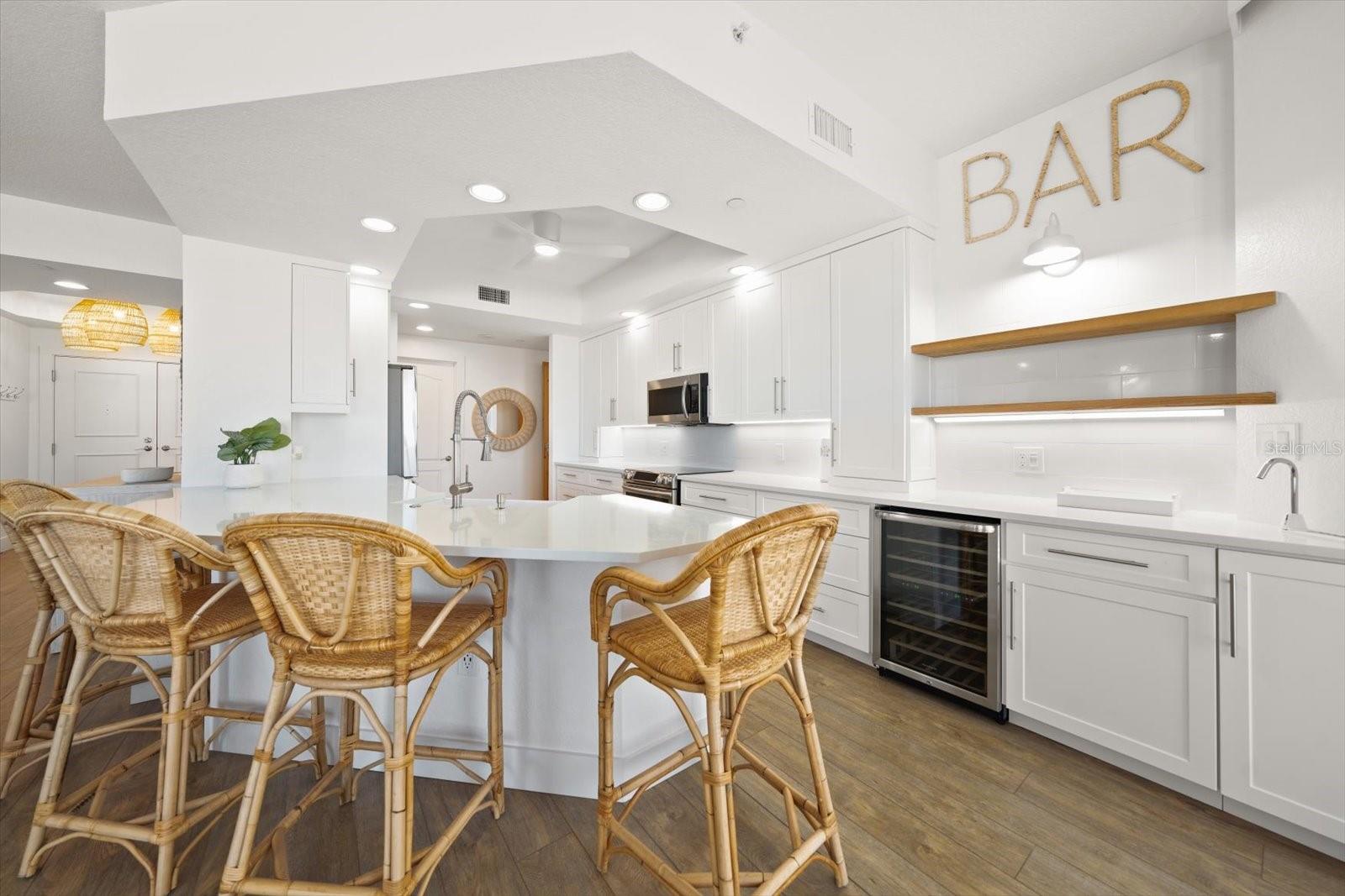 Image 18 of 38 For 1200 Gulf Boulevard 902