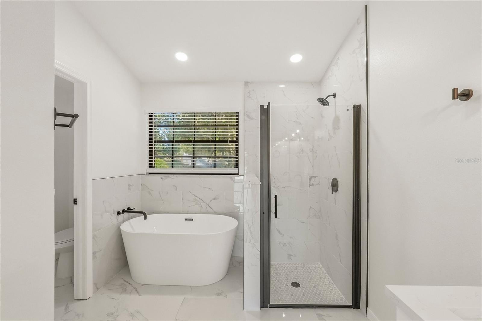 Image 19 of 38 For 576 Channel Court