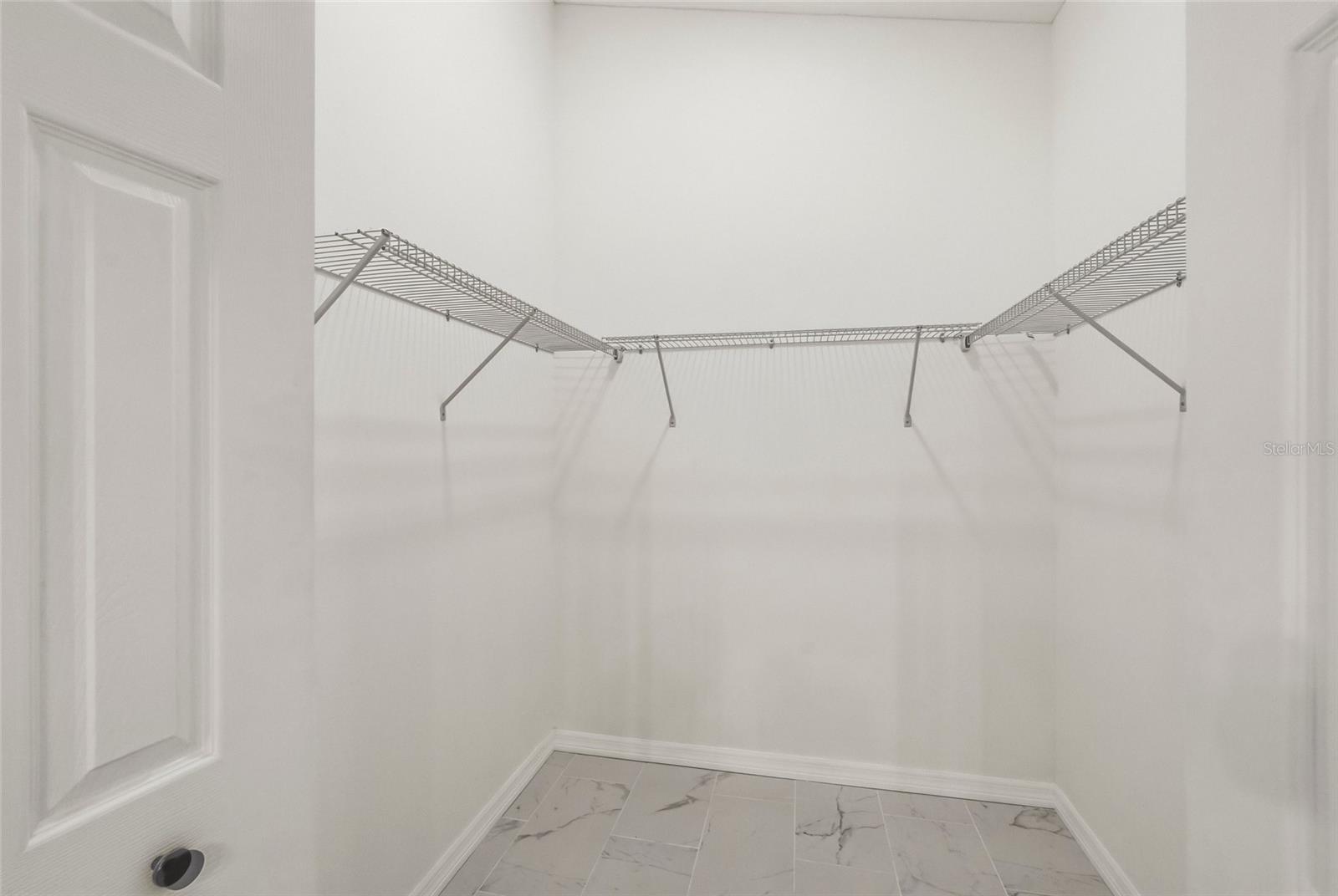 Image 20 of 38 For 576 Channel Court