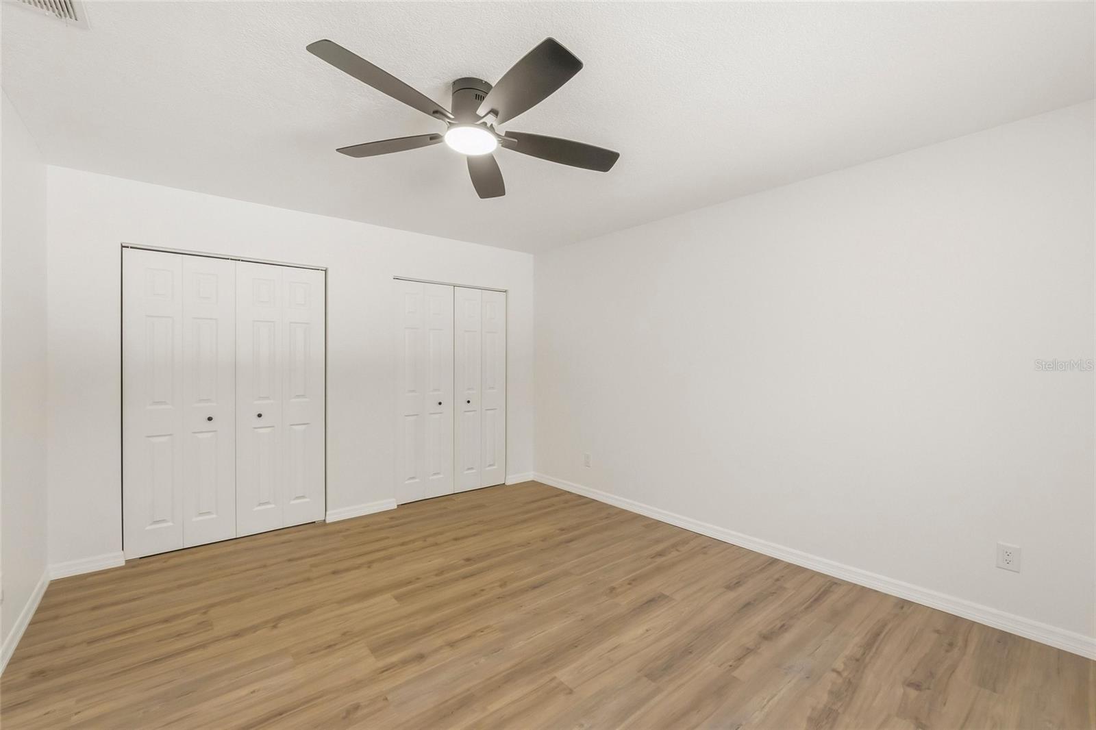 Image 23 of 38 For 576 Channel Court