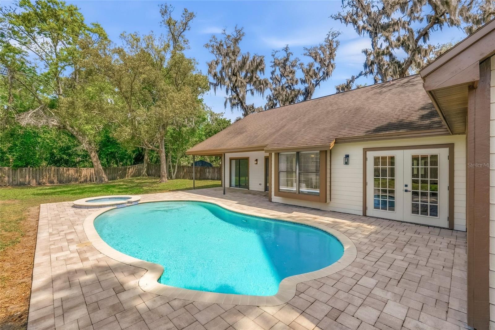 Image 32 of 38 For 576 Channel Court