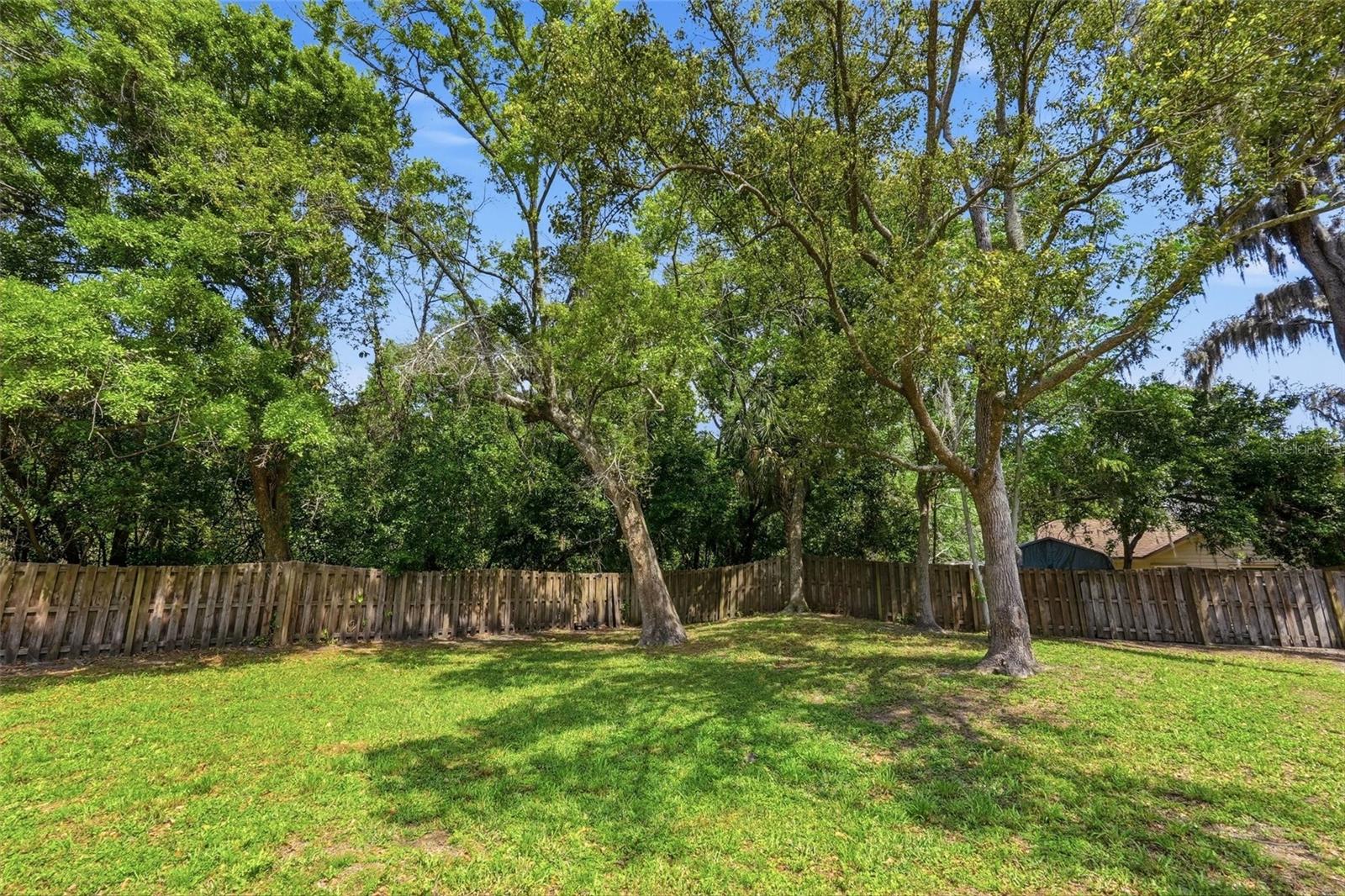 Image 33 of 38 For 576 Channel Court