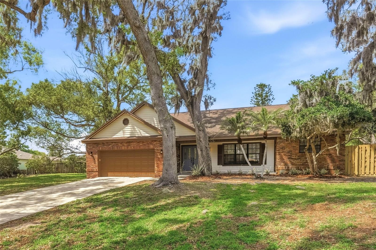 Image 36 of 38 For 576 Channel Court