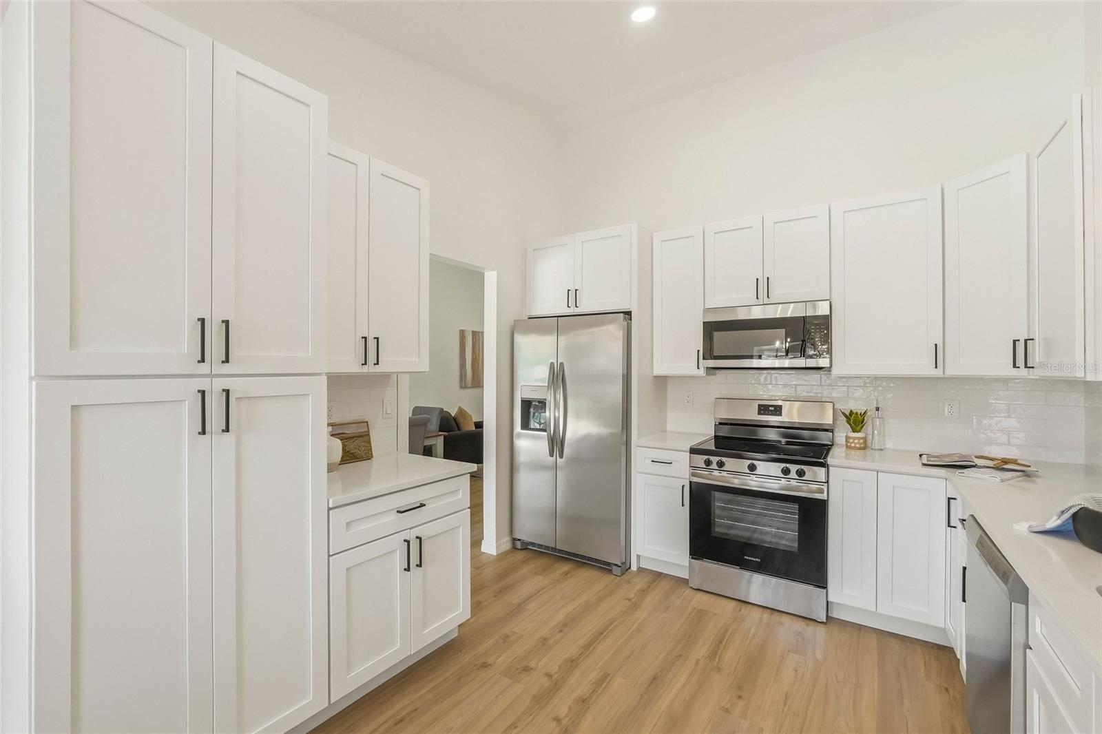 Image 7 of 38 For 576 Channel Court