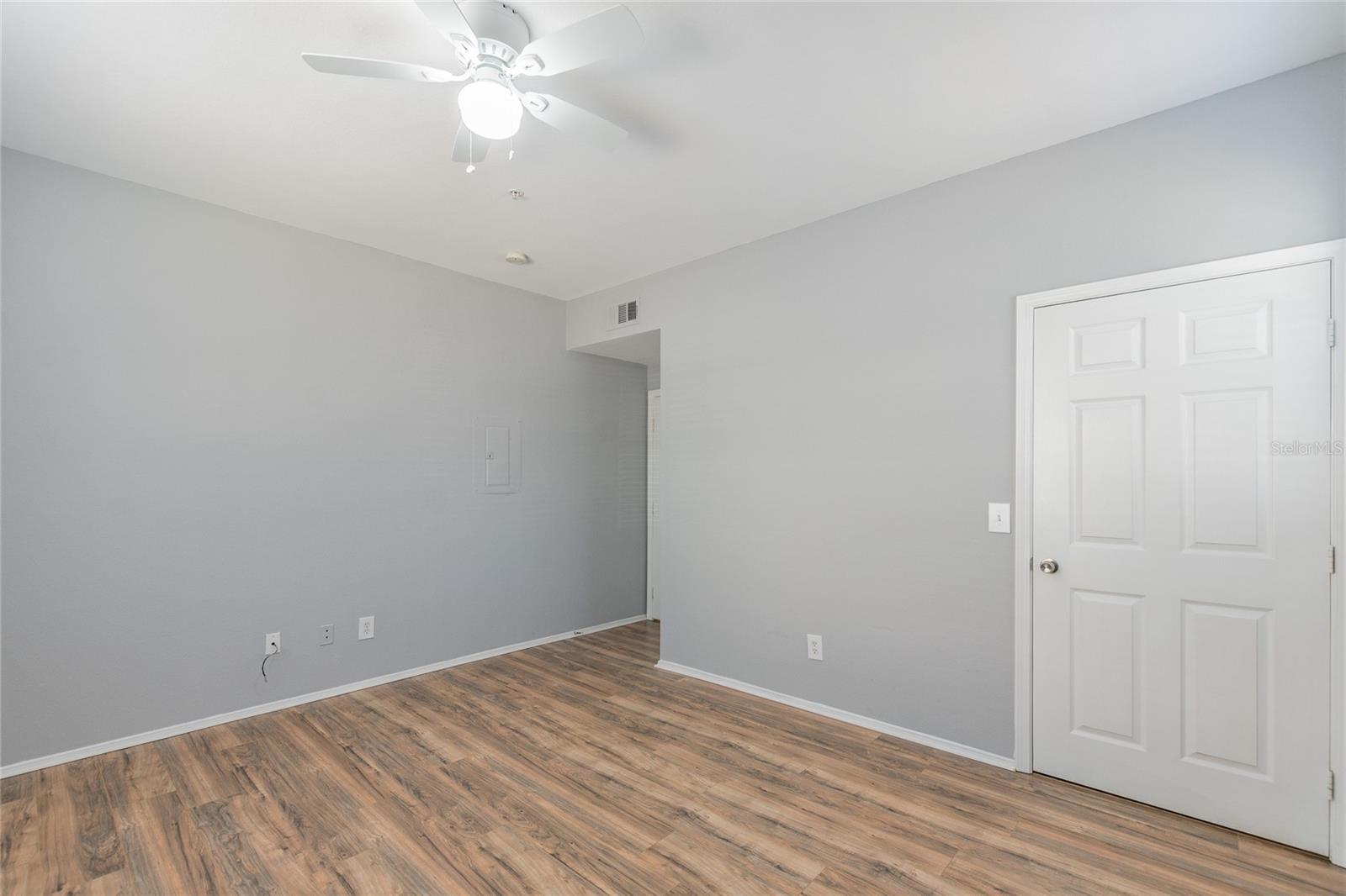 Image 20 of 26 For 13015 Sanctuary Cove Drive 101