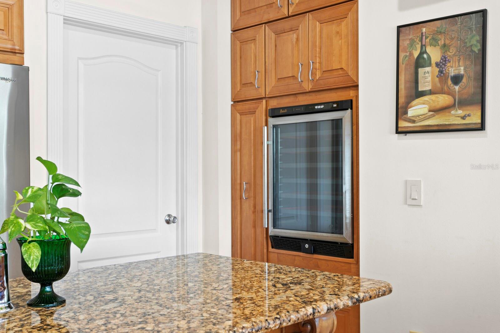 Image 16 of 76 For 13548 Lake Magdalene Drive