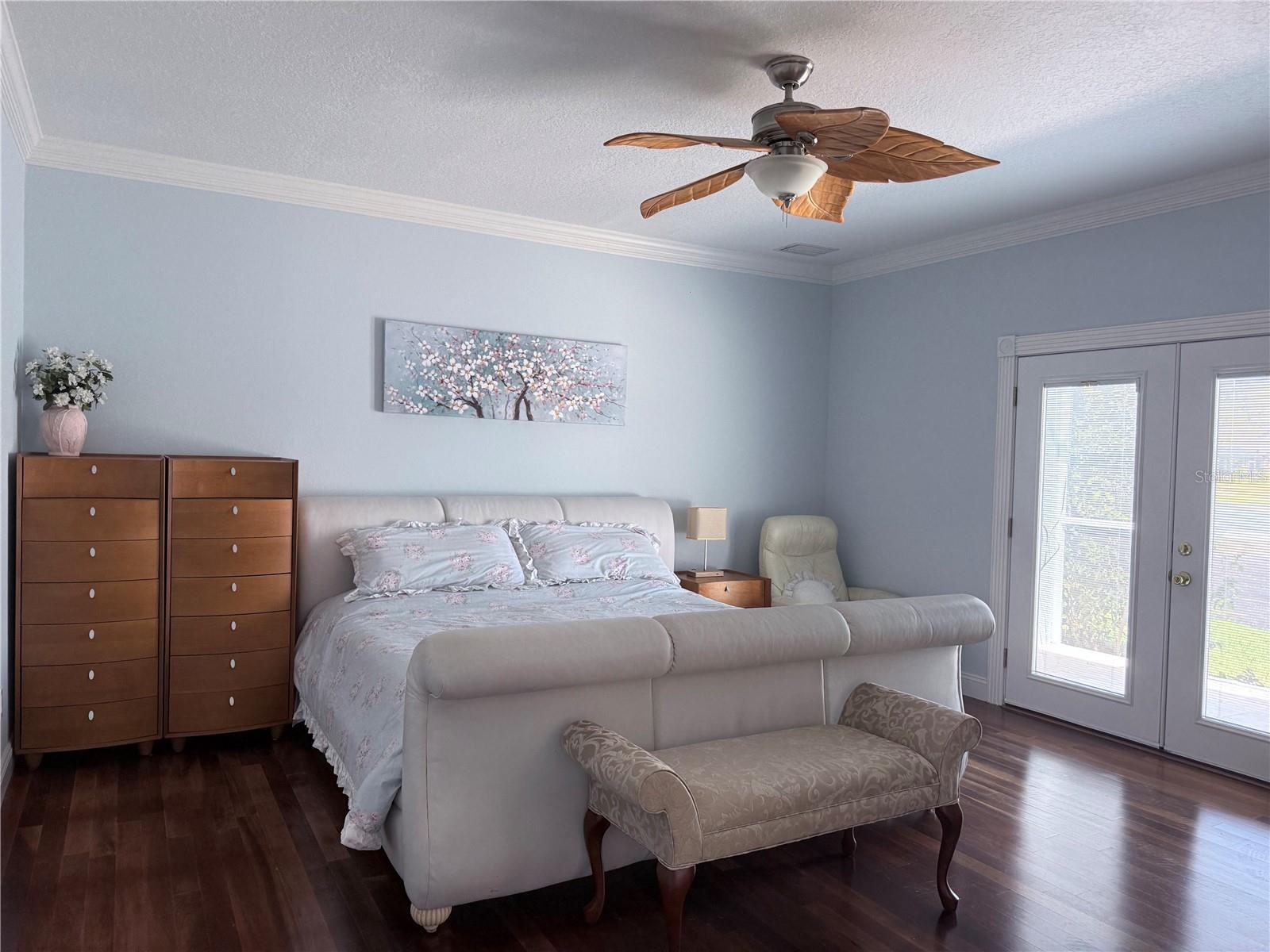 Image 22 of 76 For 13548 Lake Magdalene Drive