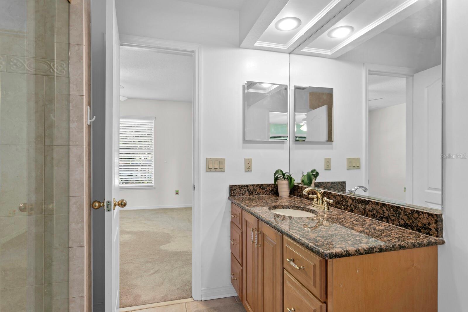 Image 26 of 76 For 13548 Lake Magdalene Drive