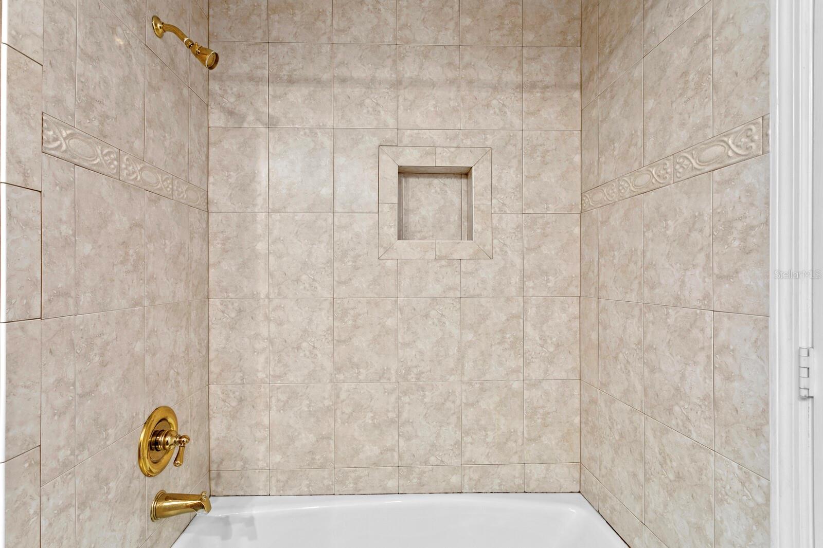 Image 31 of 76 For 13548 Lake Magdalene Drive