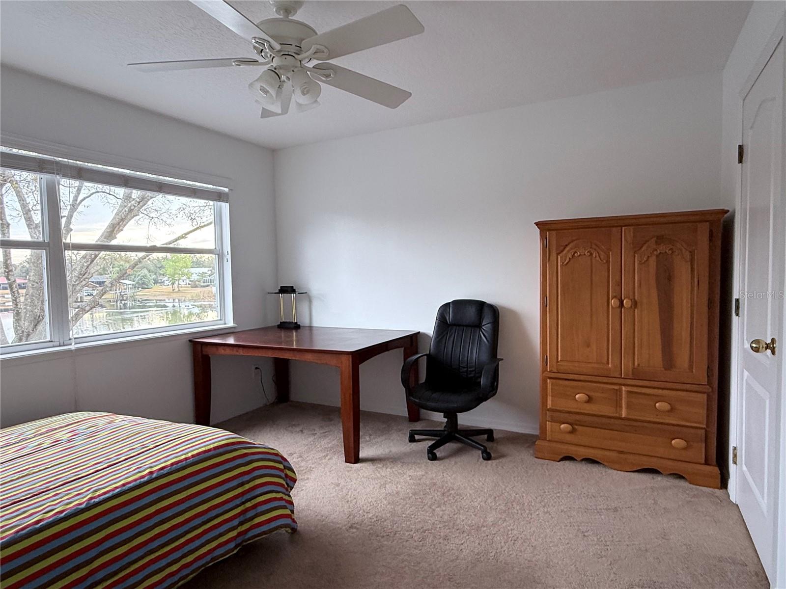 Image 33 of 76 For 13548 Lake Magdalene Drive