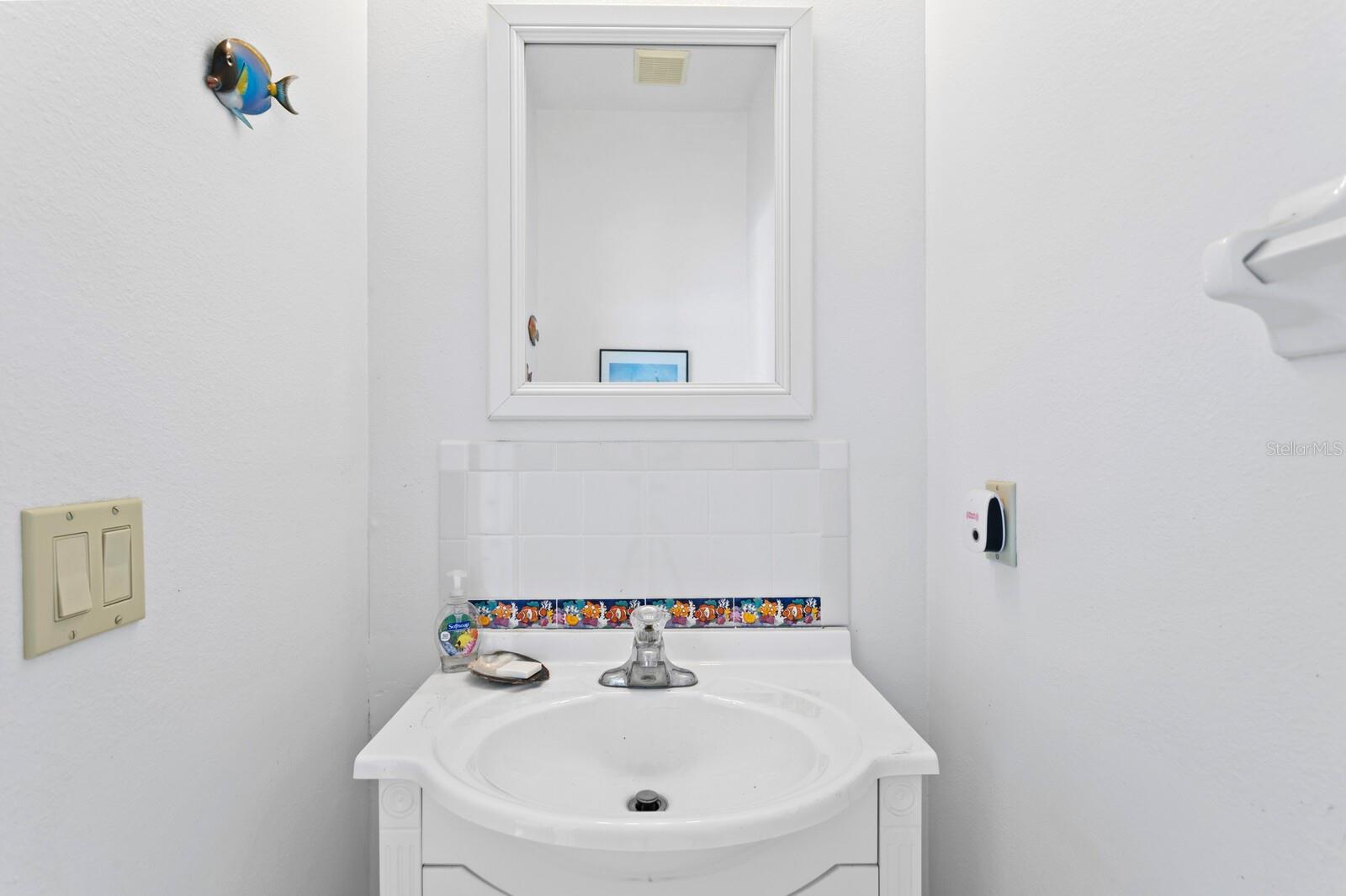 Image 41 of 76 For 13548 Lake Magdalene Drive