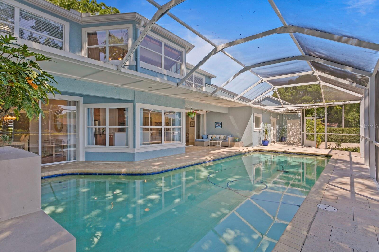 Image 51 of 76 For 13548 Lake Magdalene Drive