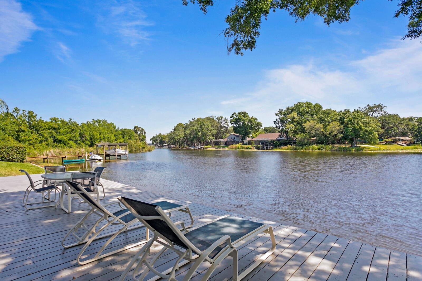 Image 56 of 76 For 13548 Lake Magdalene Drive