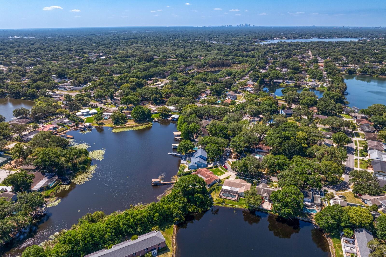 Image 68 of 76 For 13548 Lake Magdalene Drive