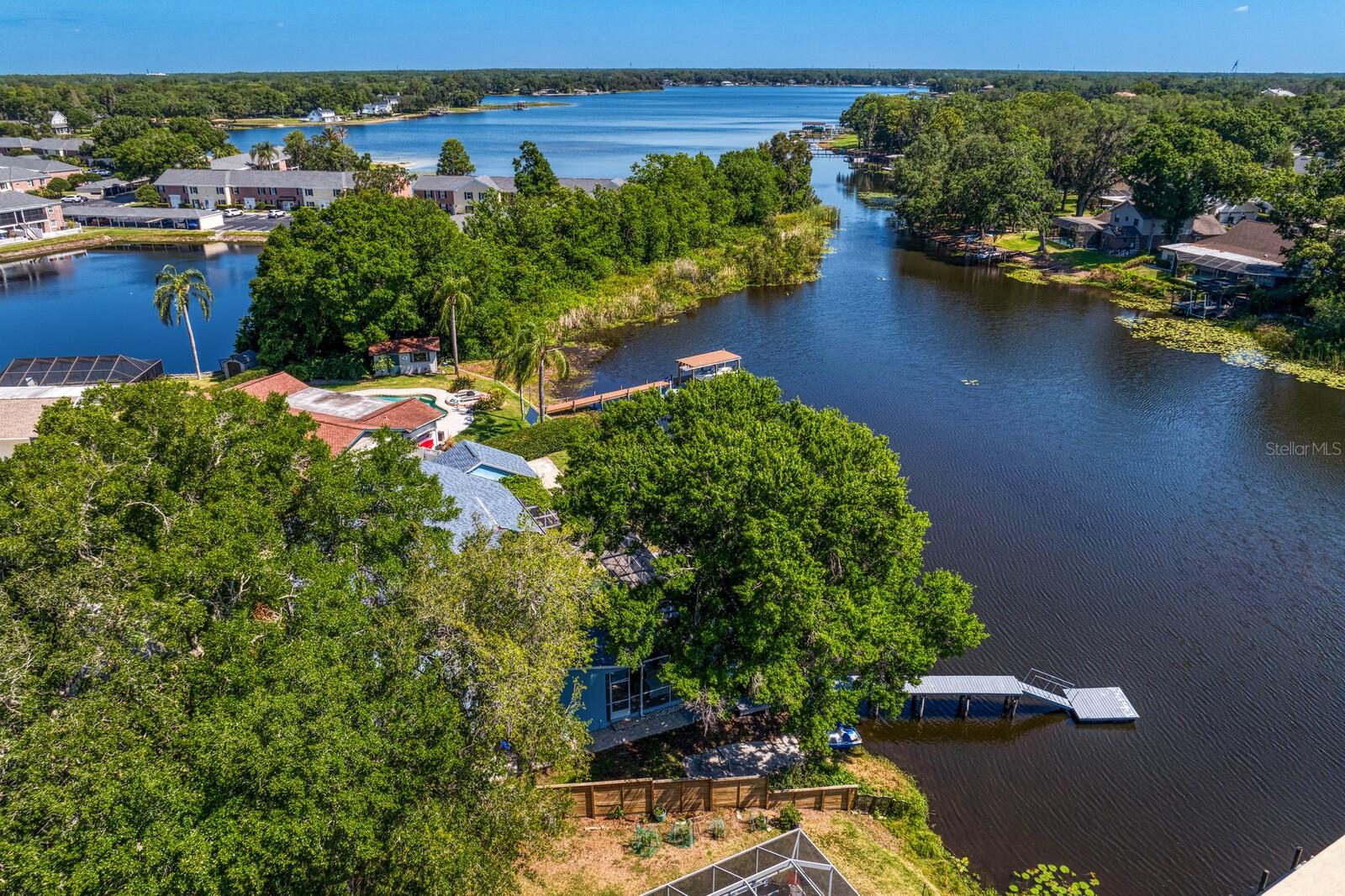 Image 73 of 76 For 13548 Lake Magdalene Drive