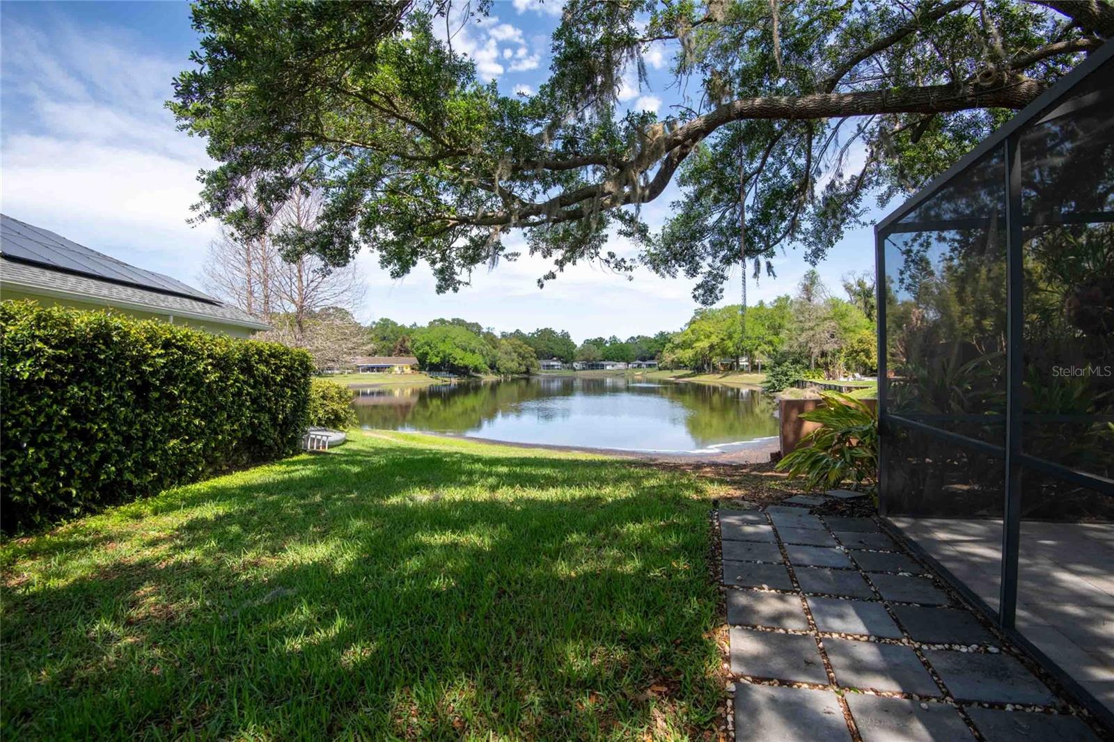 Image 31 of 35 For 601 Colebrook Court