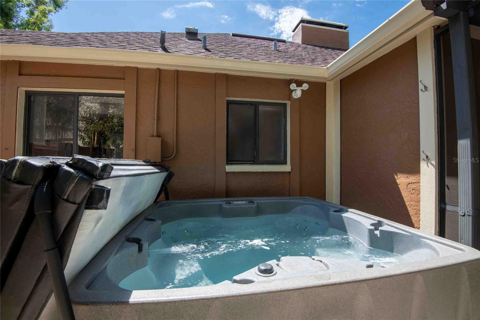 Image 33 of 35 For 601 Colebrook Court