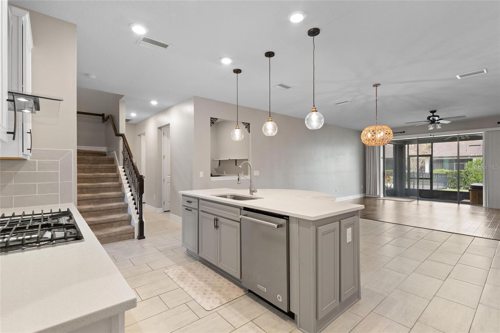 Image 12 of 42 For 2134 Long Spur